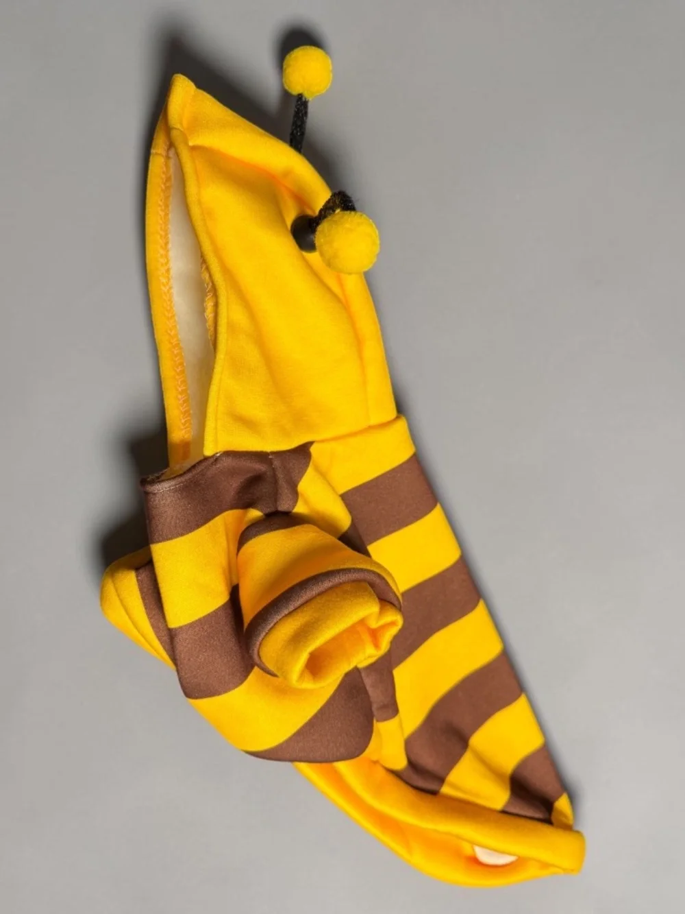 Dog Bee Costume Hoodie Medium Cute Pet Cosplay Outfit NWOT